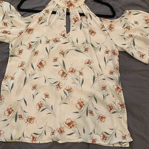 Floral mock neck cold shoulder top - Picture 1 of 6